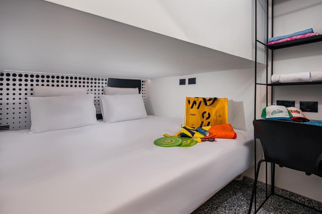 Wom Beach Pod Hotel - A Member Of Brown Hotels Τελ Αβίβ Εξωτερικό φωτογραφία